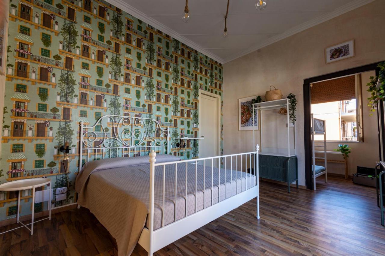 אצ'י קסטלו Locanda Popolare מראה חיצוני תמונה